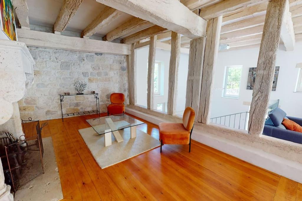 Maison en pierre 424 m² photo 4