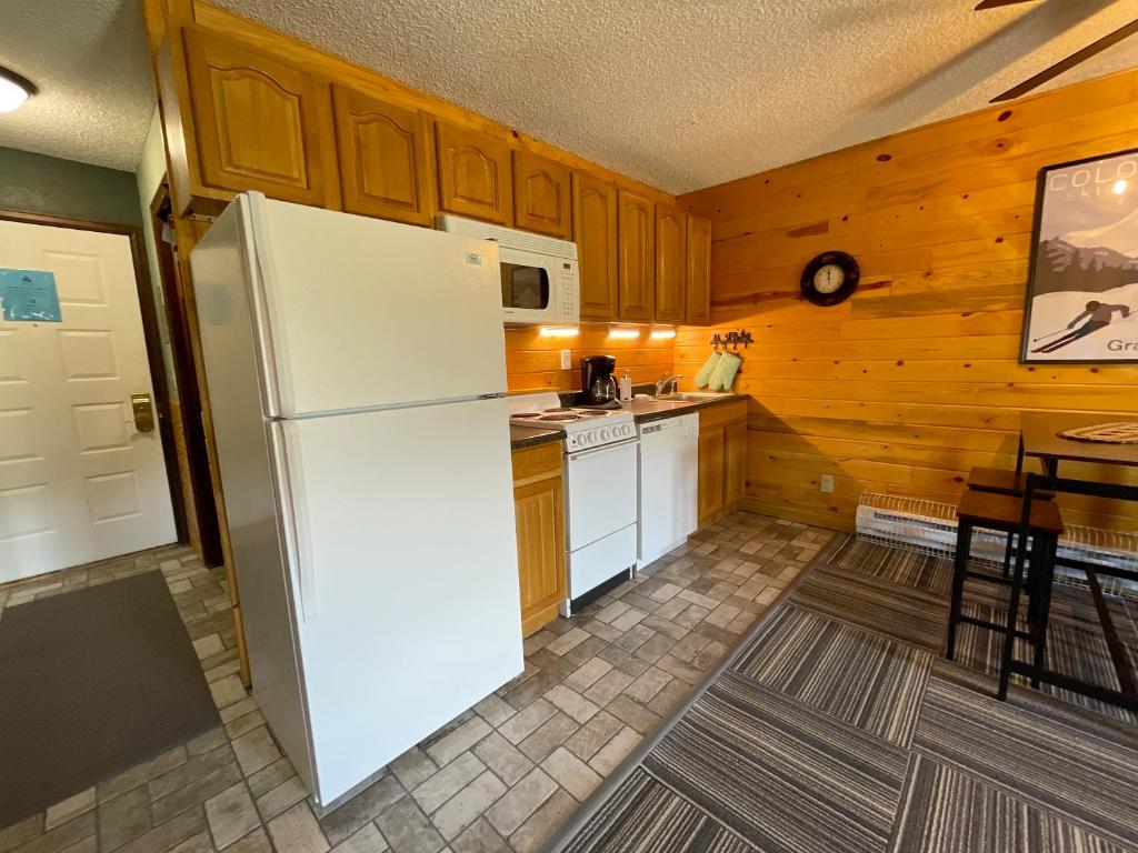 Relax, Adventure, Views, Amenities+Memories (Full) photo 4