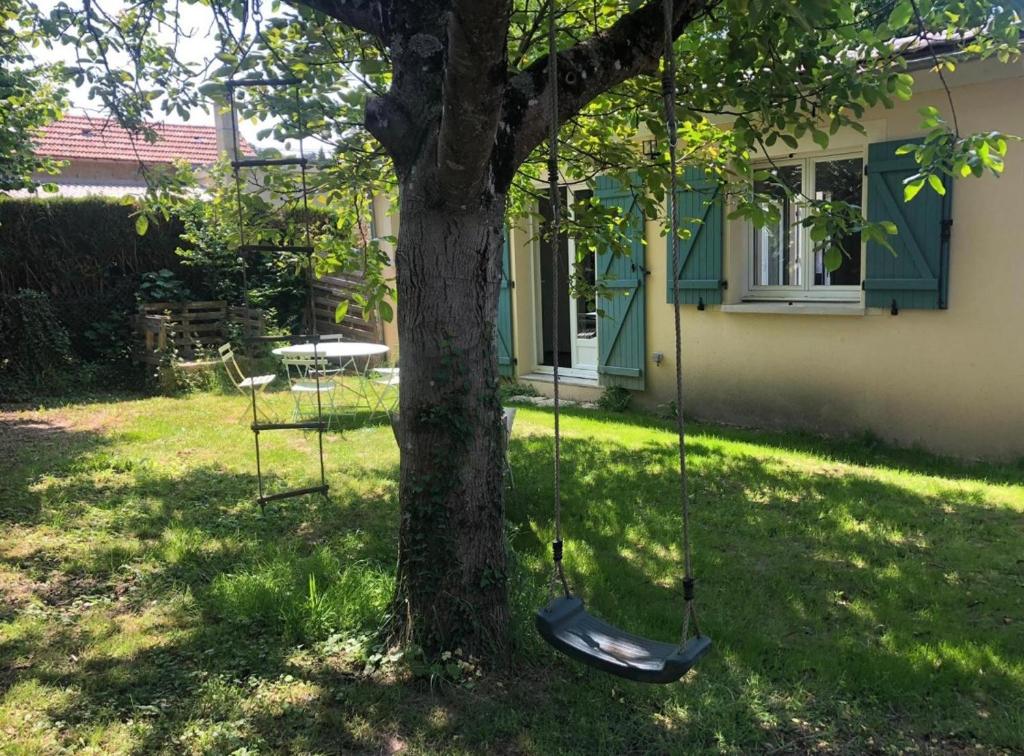 Maison en lisière de forêt photo 1