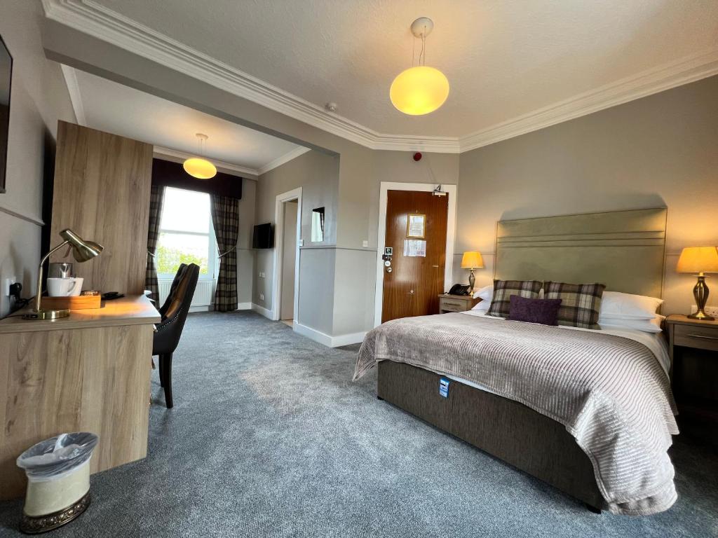 Cove Bay Hotel photo 2