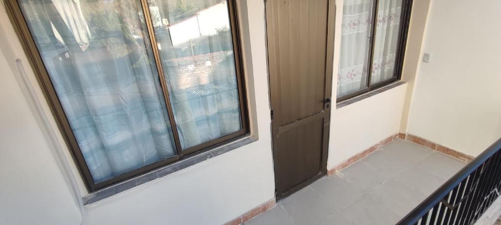 Delta House photo 3