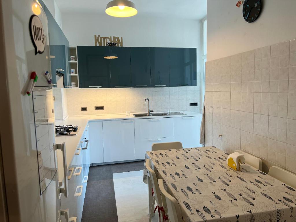 Apartment La Casa del Viaggiatore - 4 ppl - 13min to Milan - Free public parking photo 1