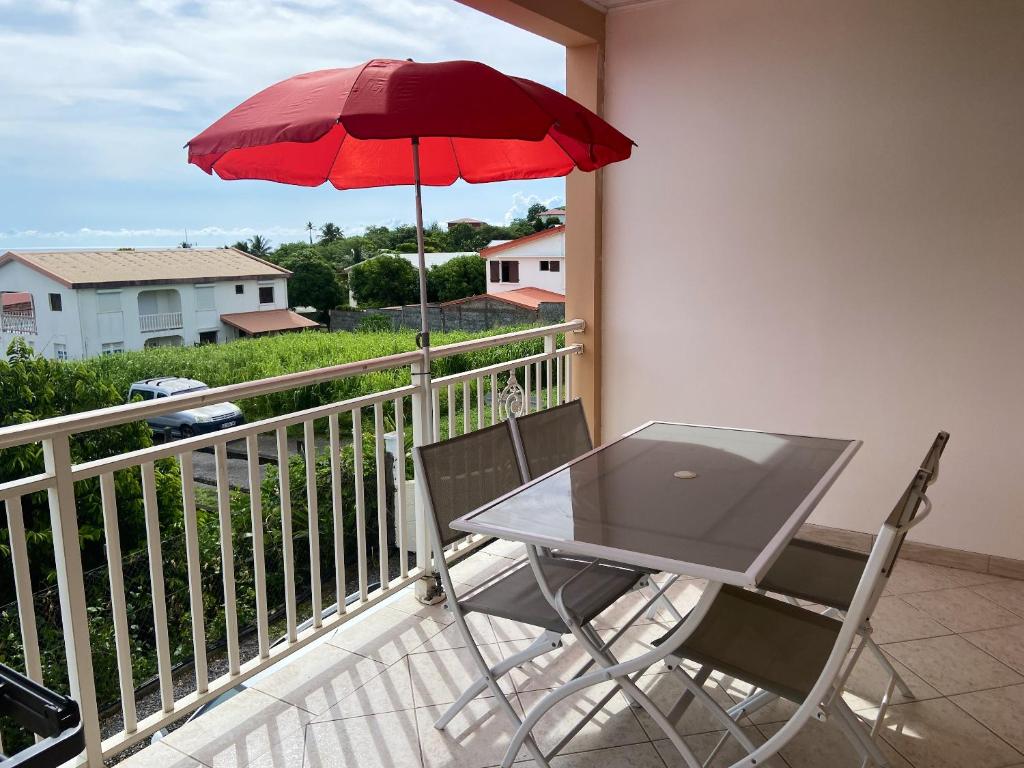 Appartement d'une chambre avec vue sur la mer piscine partagee et jardin clos a Saint Pierre a 1 km de la plage photo 3