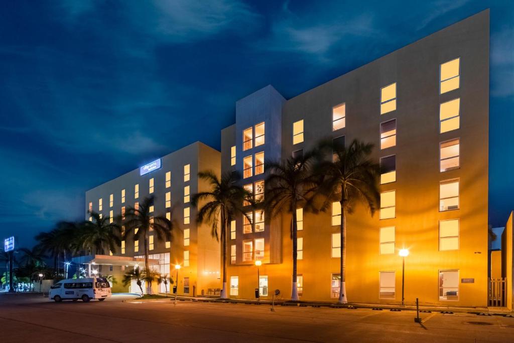 City Express by Marriott Ciudad del Carmen photo 2