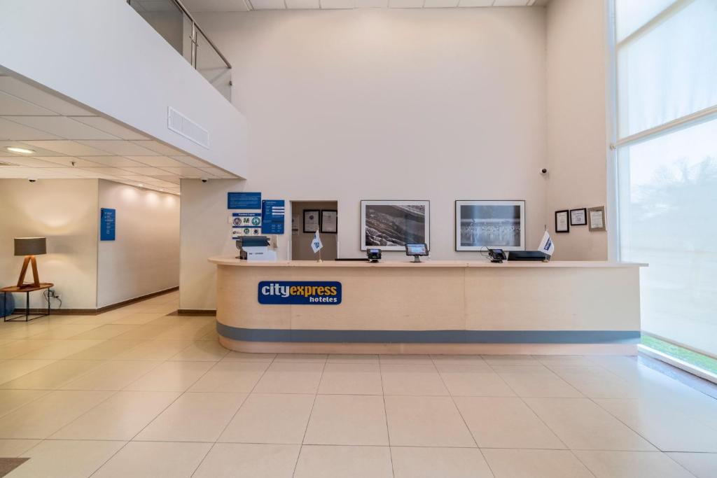 City Express by Marriott Ciudad del Carmen photo 3