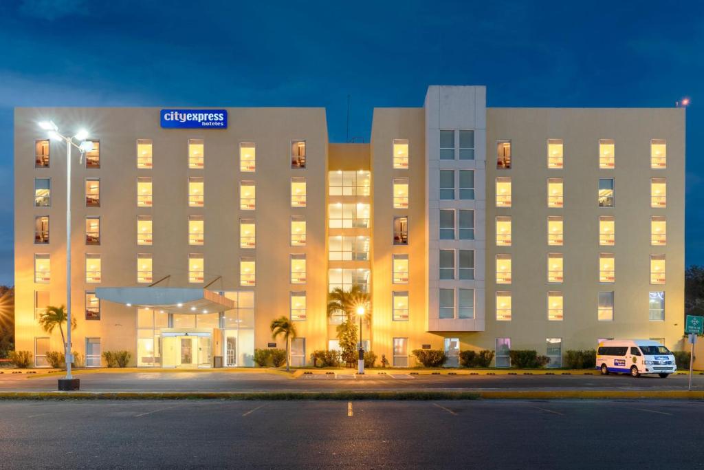 City Express by Marriott Chetumal photo 3