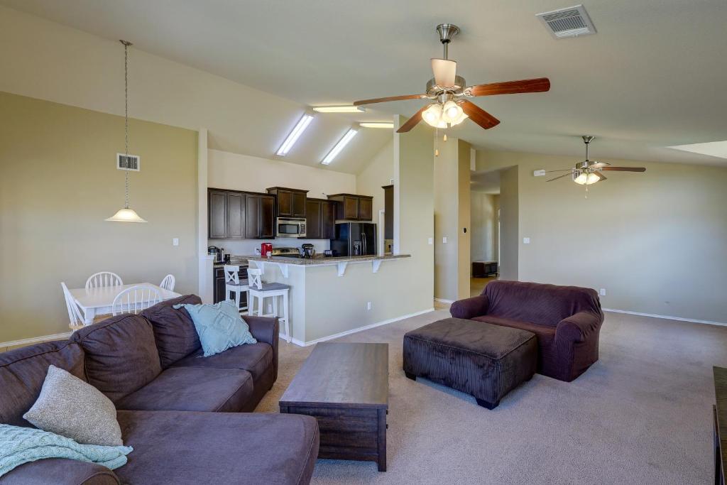 Family-Friendly Killeen Home with Covered Patio! photo 4