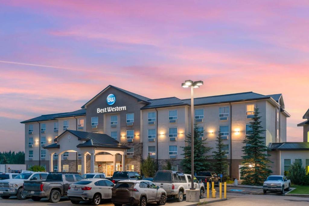 Best Western Rocky Mountain House photo 1