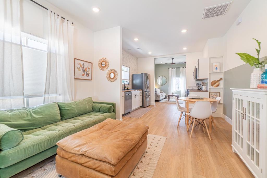 Reno Dream Cottage: Delightful 2-Bedroom Sanctuary image