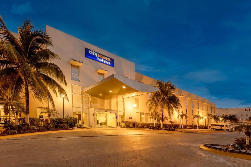 City Express by Marriott Playa del Carmen photo 3