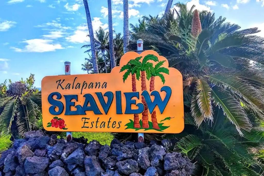 Seaside House and Aloha Bungalow