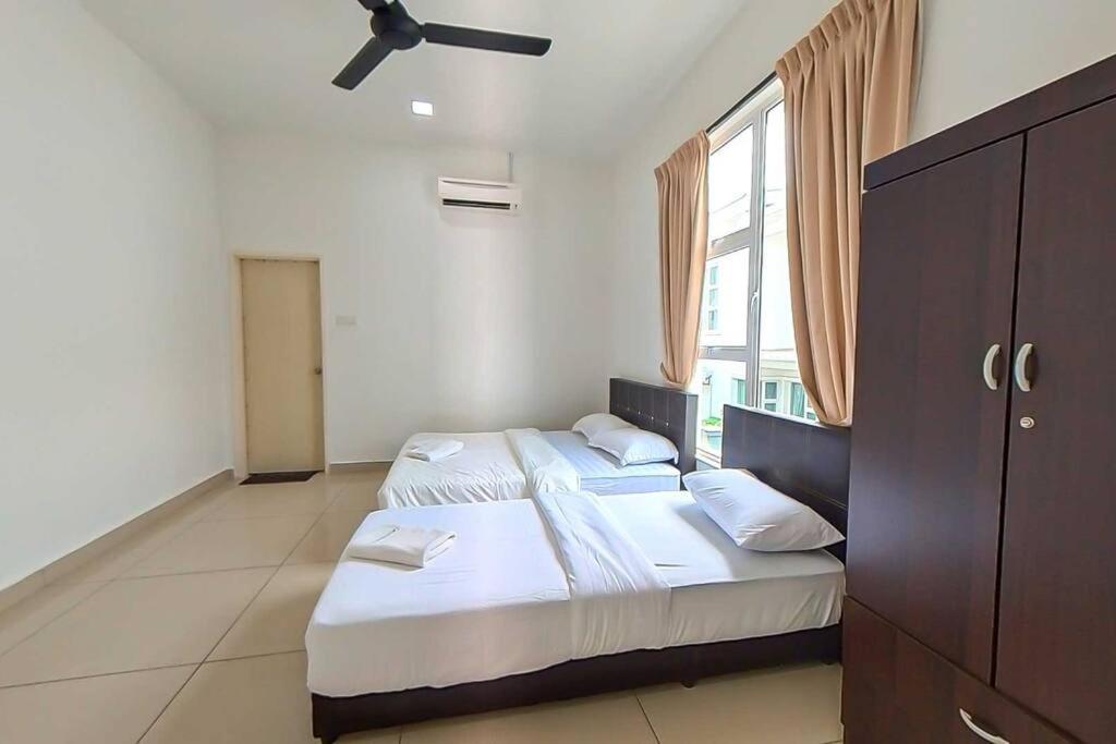 Desaru Spacious 6 Rooms Bungalow 22paxes KTV-Billard-BBQ-Netflix photo 2