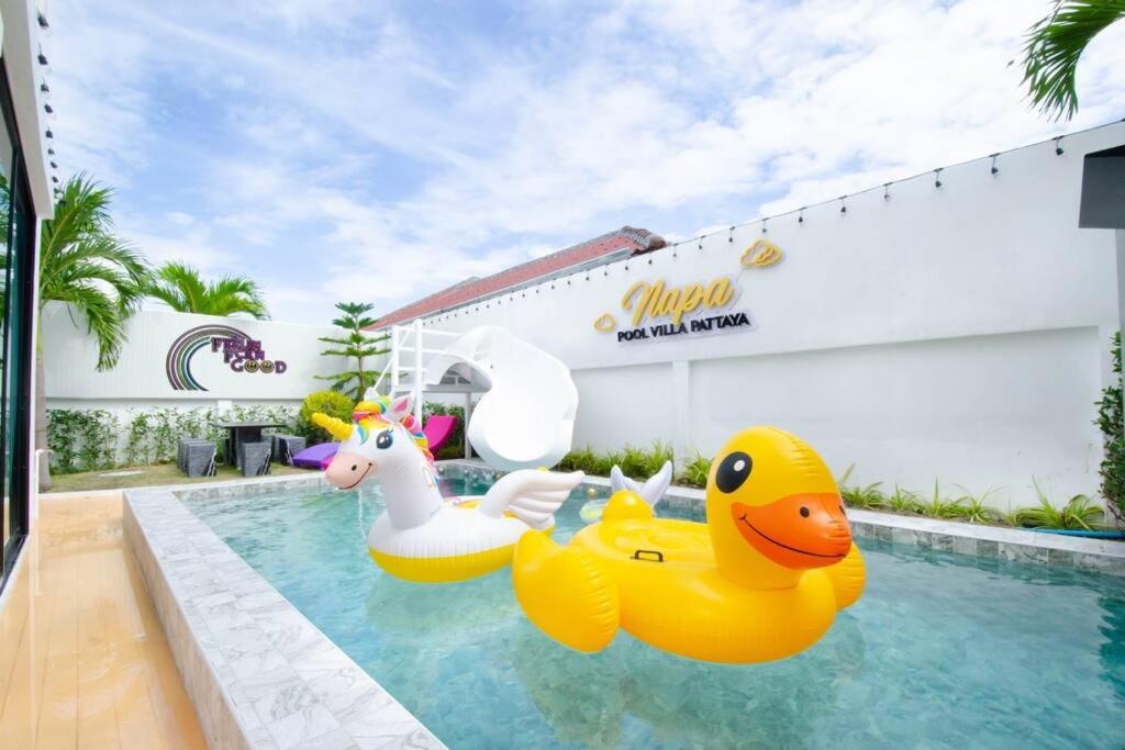 Napa Pool Villa Pattaya photo 2