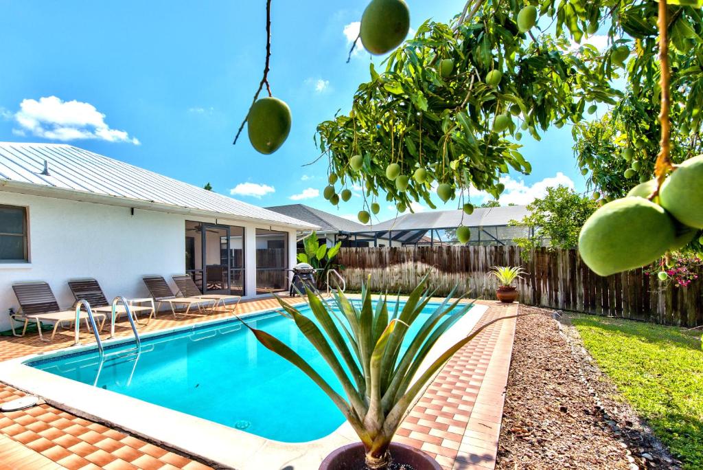 Avanti Vacation Rental image