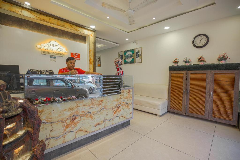 HOTEL LIME WOOD photo 2