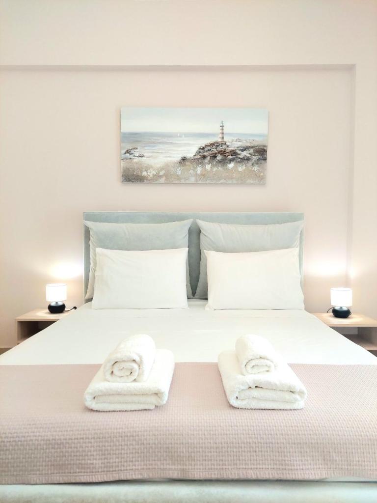 Elizabeth Apartments Himare