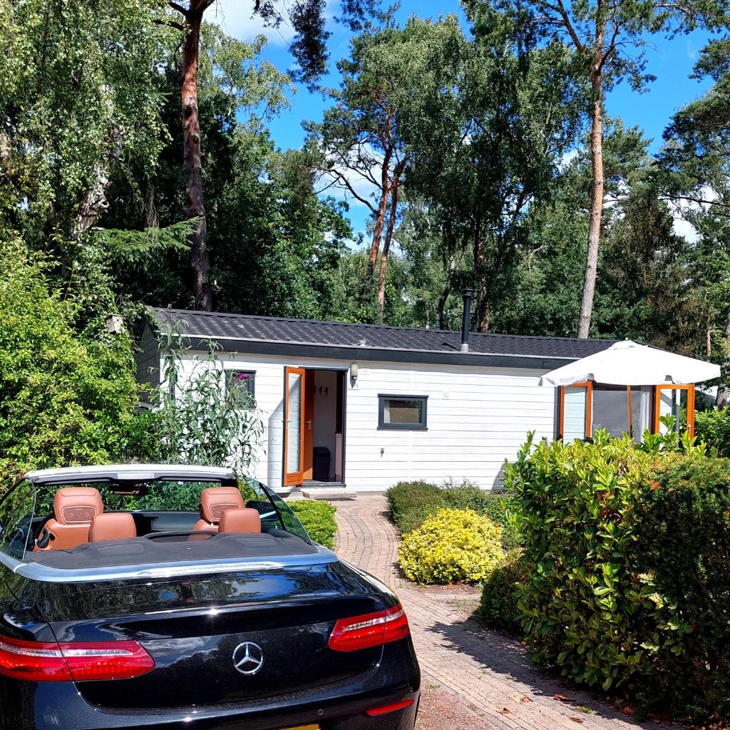 Heerlijk chalet in prachtige natuur. photo 1