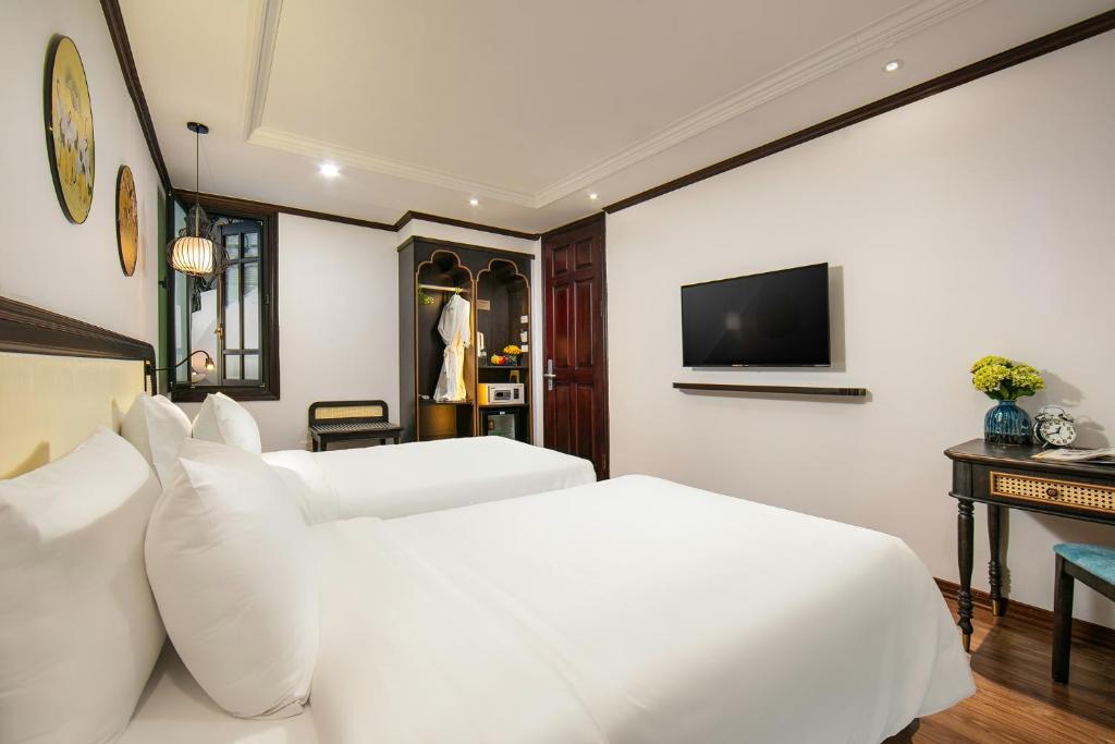 Media Central Hotel & Spa