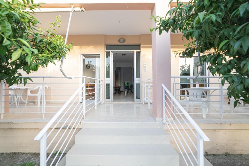 Olive Apartments Elaionas photo 4