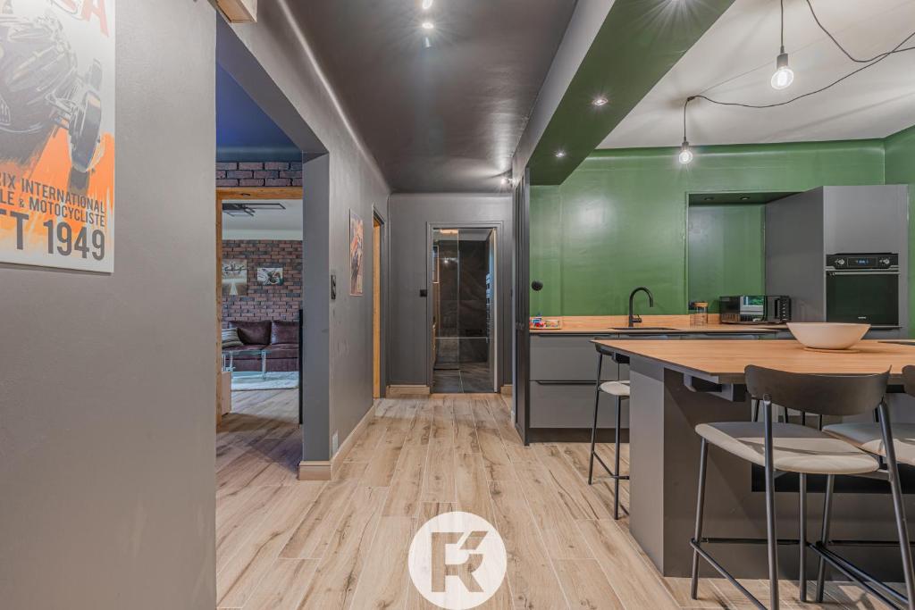 R'Apparts T4 Urban Loft photo 4