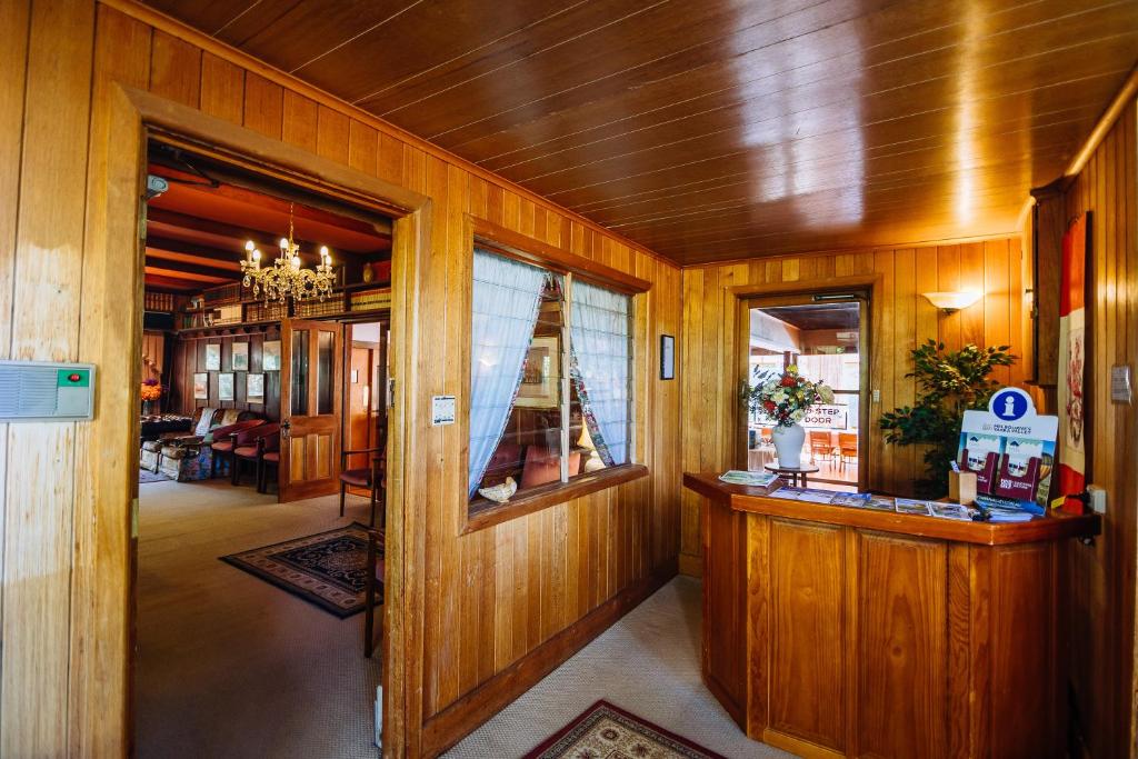 Warburton Lodge photo 2