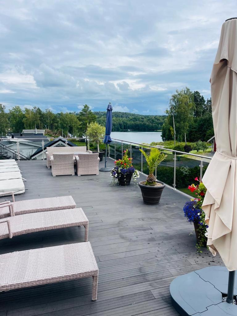 Luxory Vättern Lake Villa photo 3