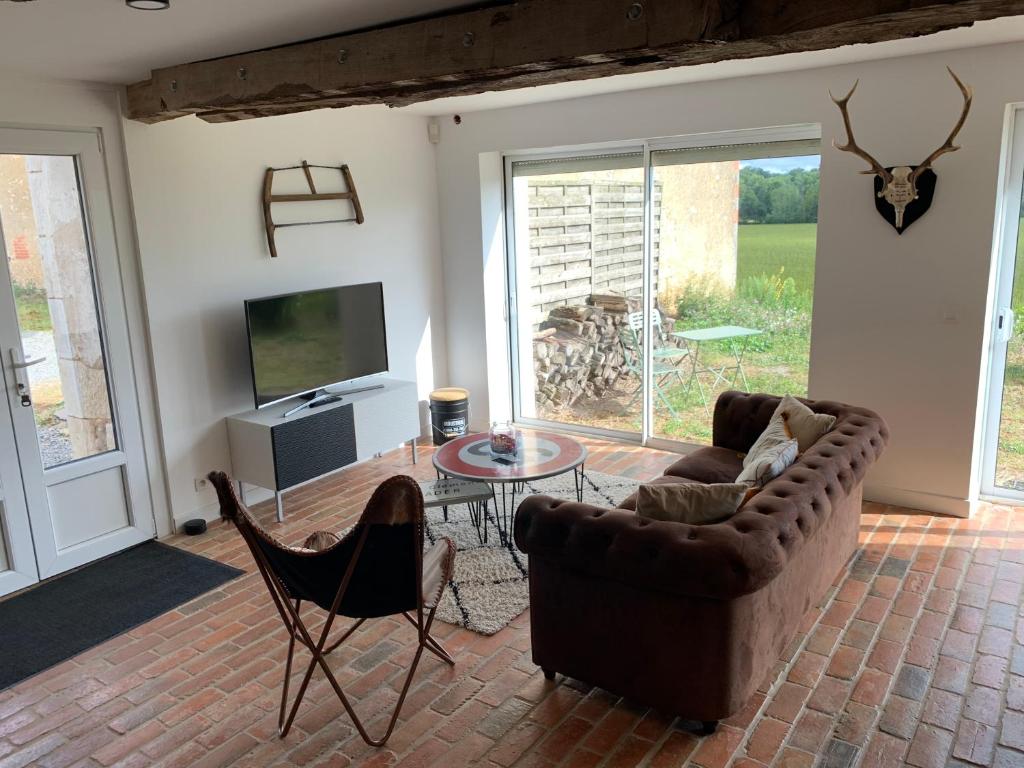 Maison chaleureuse en plein cœur de la nature. photo 2