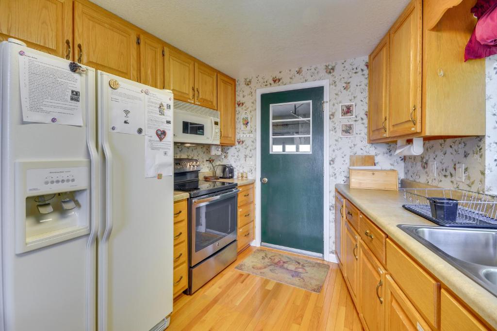 Ararat Home on 40 Acres Hiking, Mtn Views and More! photo 1