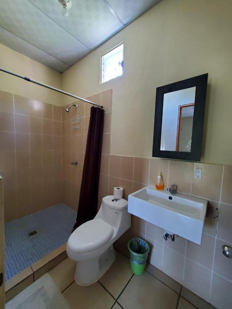 Dylan’s Surf Inn photo 3