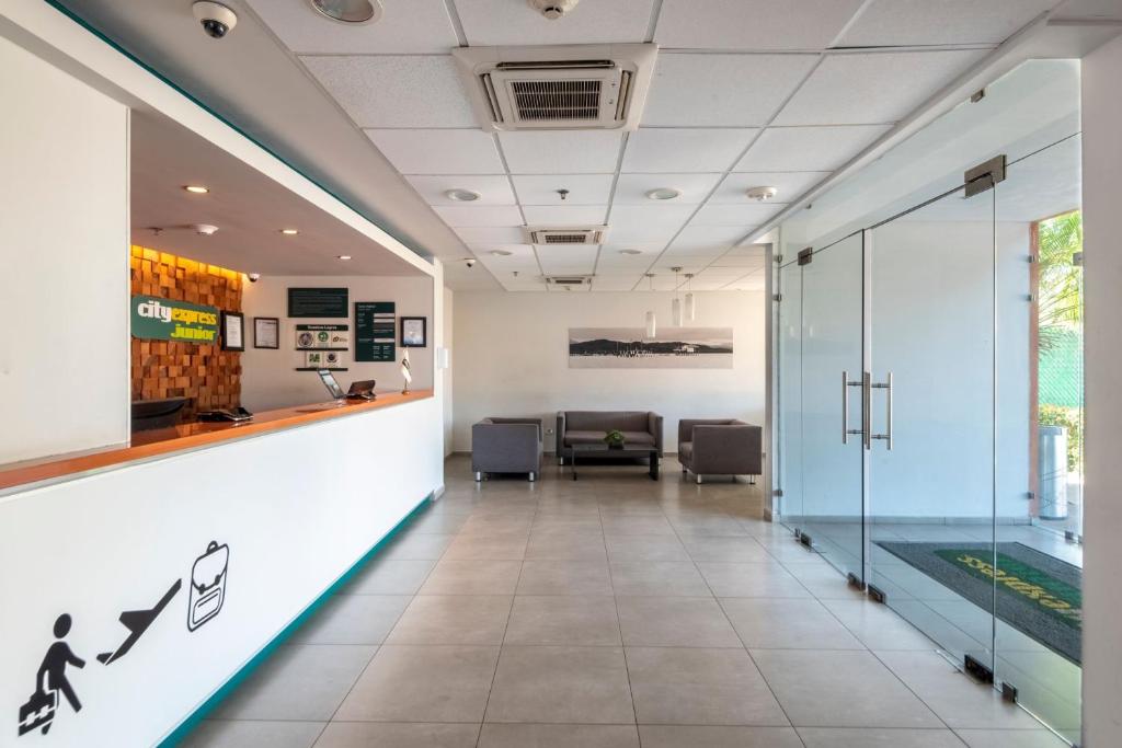 City Express Junior by Marriott Ciudad del Carmen photo 4