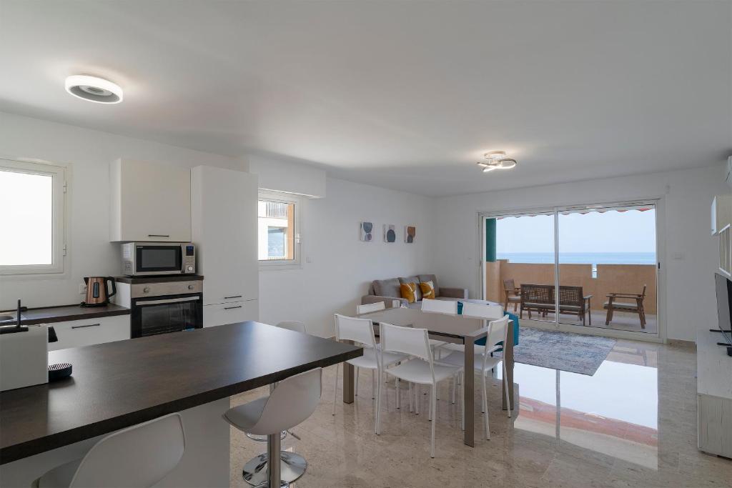 La Rose des Vents - Sea View photo 1