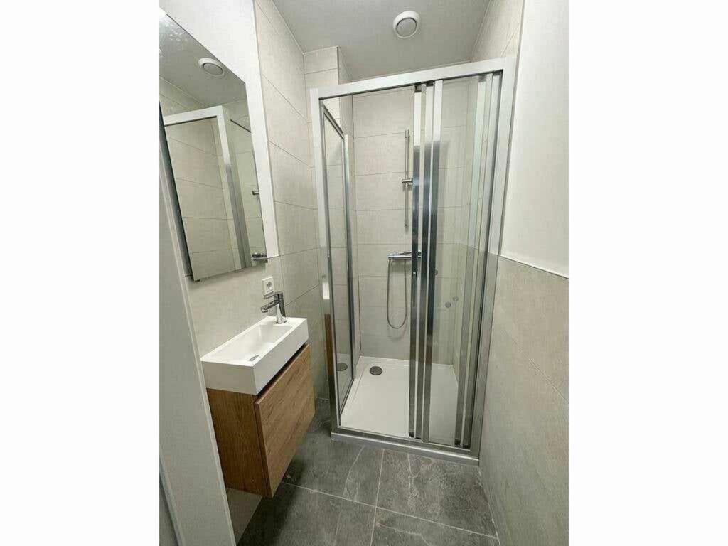 Private Room in the City Centre photo 3