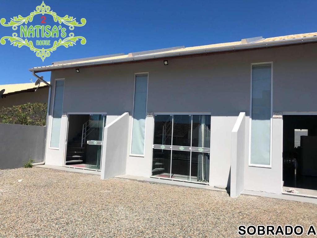 Sobrados aconchegante com piscina "Natisashouse" photo 4
