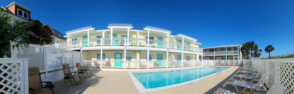 The Savannah Inn image