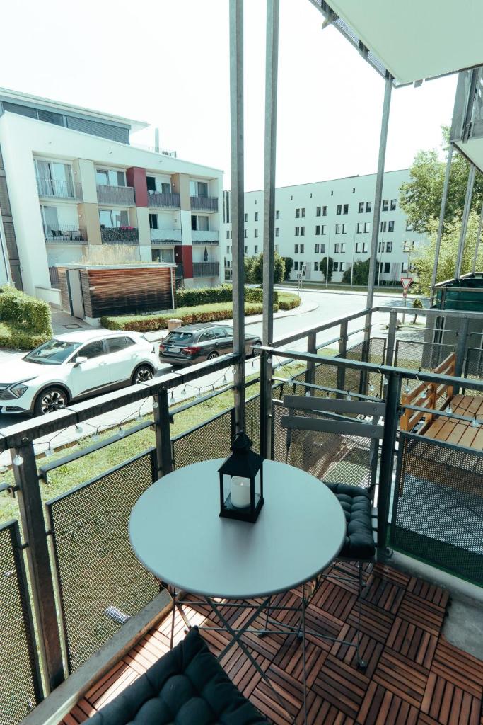 Apartment modern und gemütlich ggü. Uni-Passau, TG-Stellplatz, Balkon photo 1
