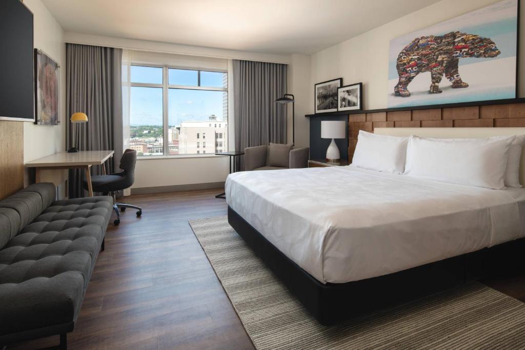 The Bidwell Marriott Portland image