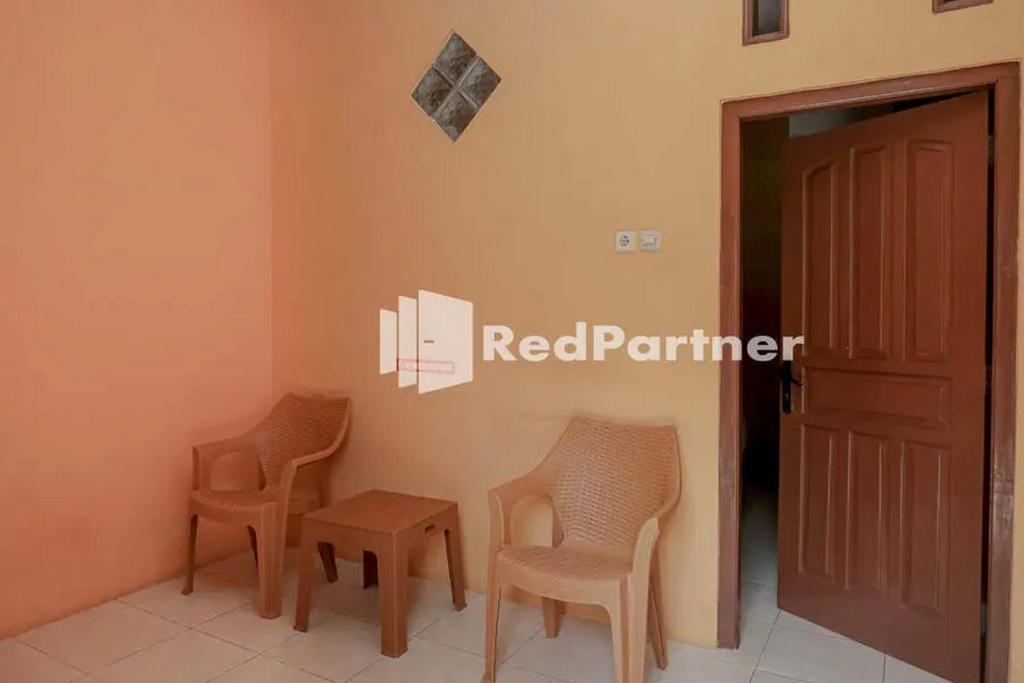 Pondok Damai Guest House Syariah Mitra RedDoorz photo 4
