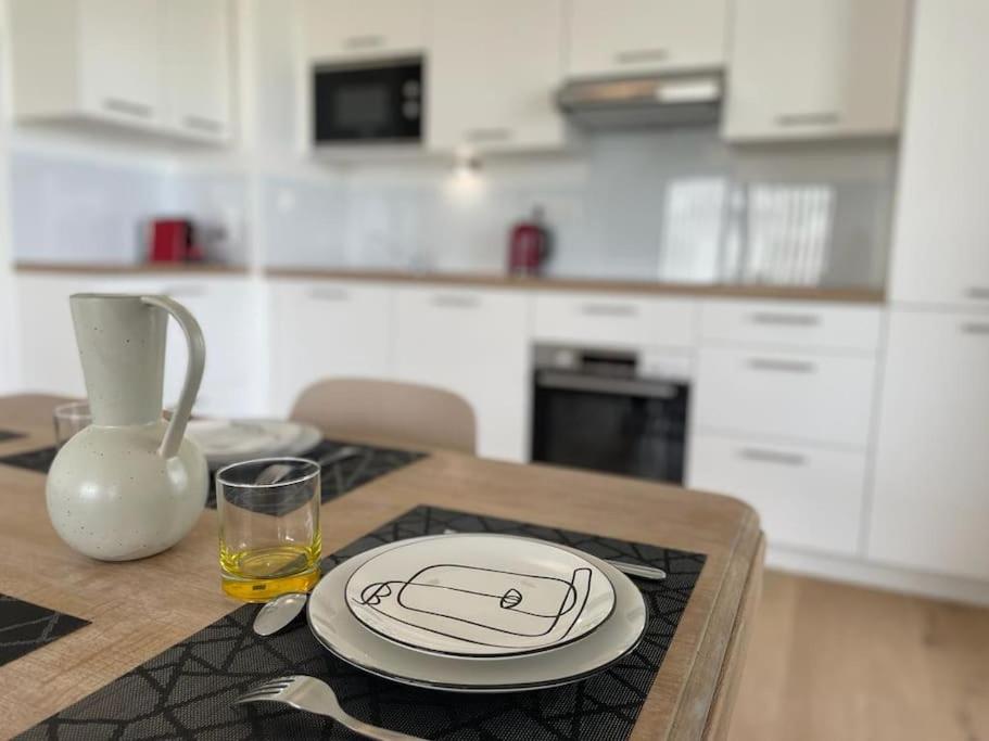 Presqu'île, appartement neuf avec balcon, salle de gym et parking photo 3