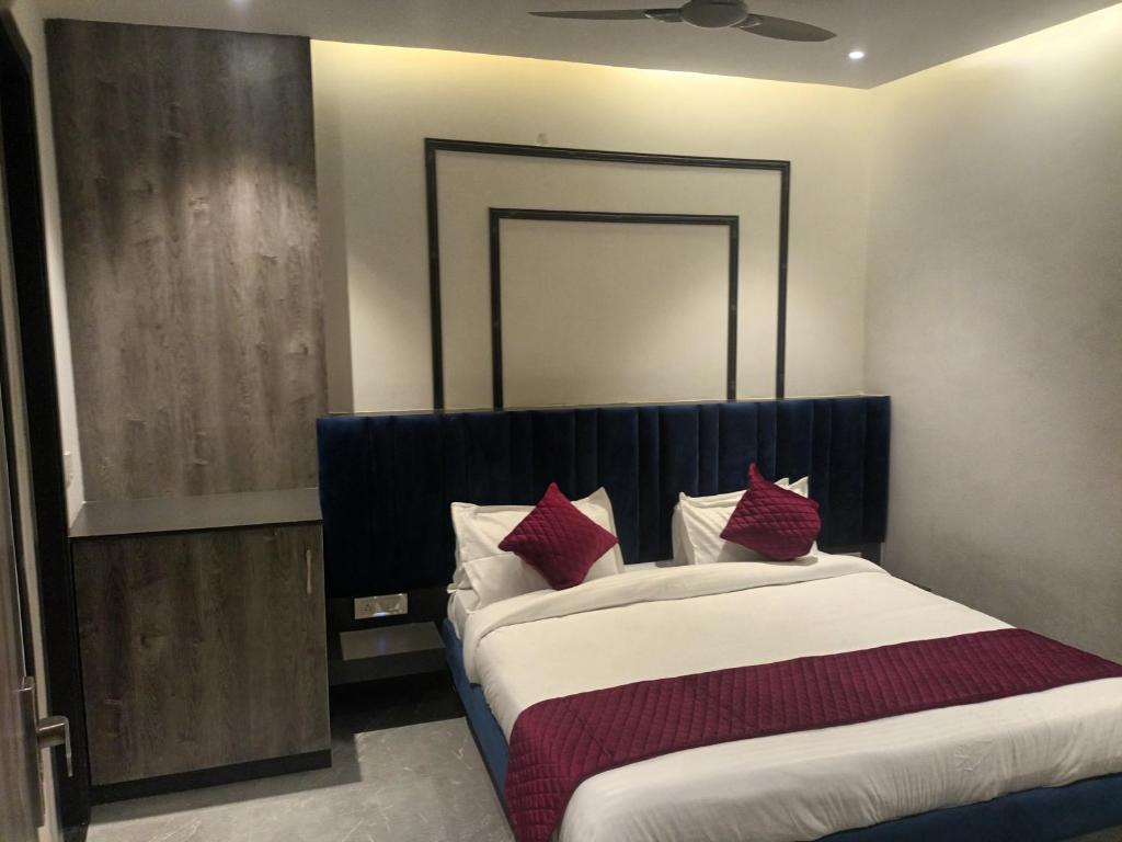Hotel Oscar photo 2