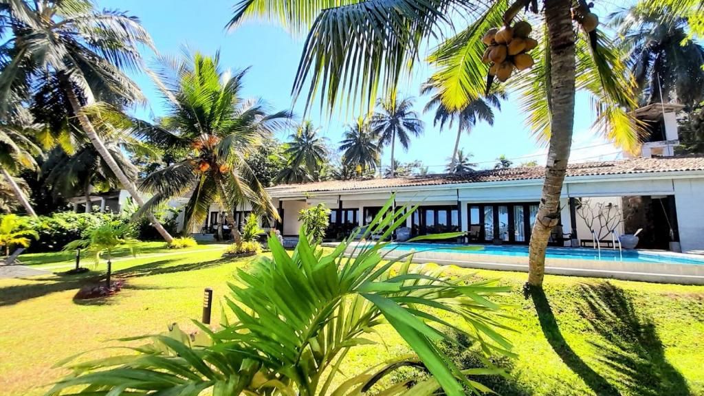 Chaleni Villa photo 2