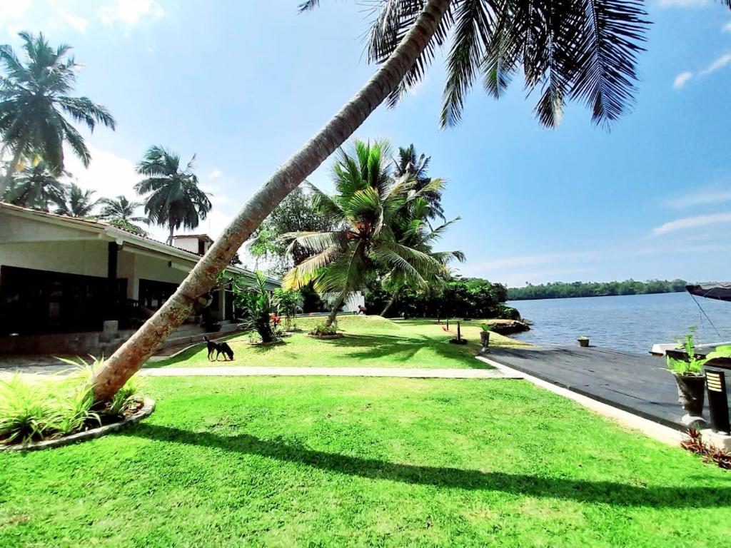 Chaleni Villa photo 1