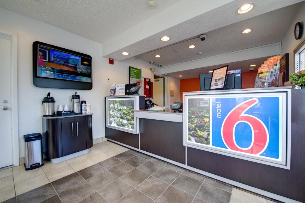 Motel 6-Seattle, WA - Airport photo 3