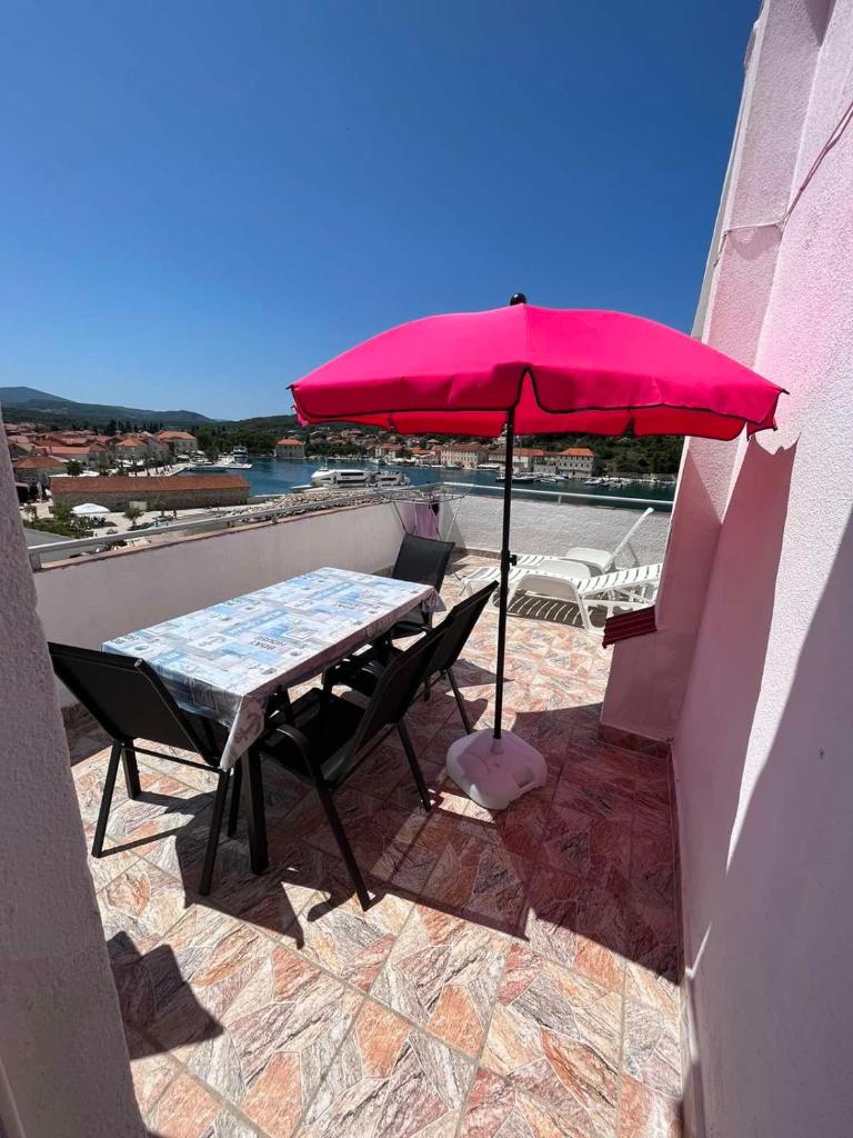 Apartments Peronja Jelsa Seafront photo 4
