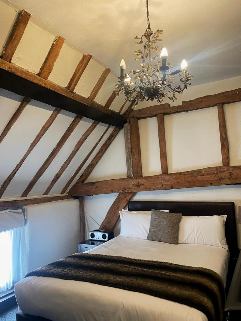 Kings Arms Hotel photo 2