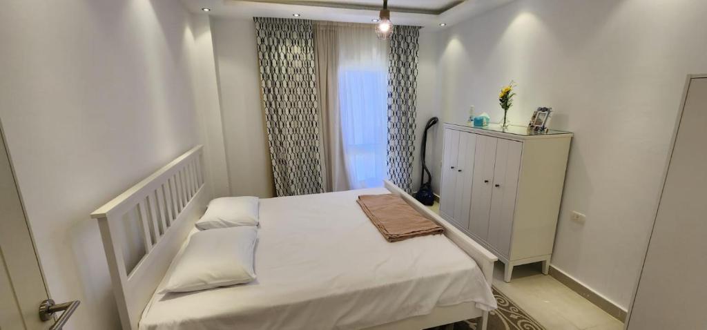 Lovely Cosy 1 Bedroom in Stella Sidi Abdelrahman families only photo 4