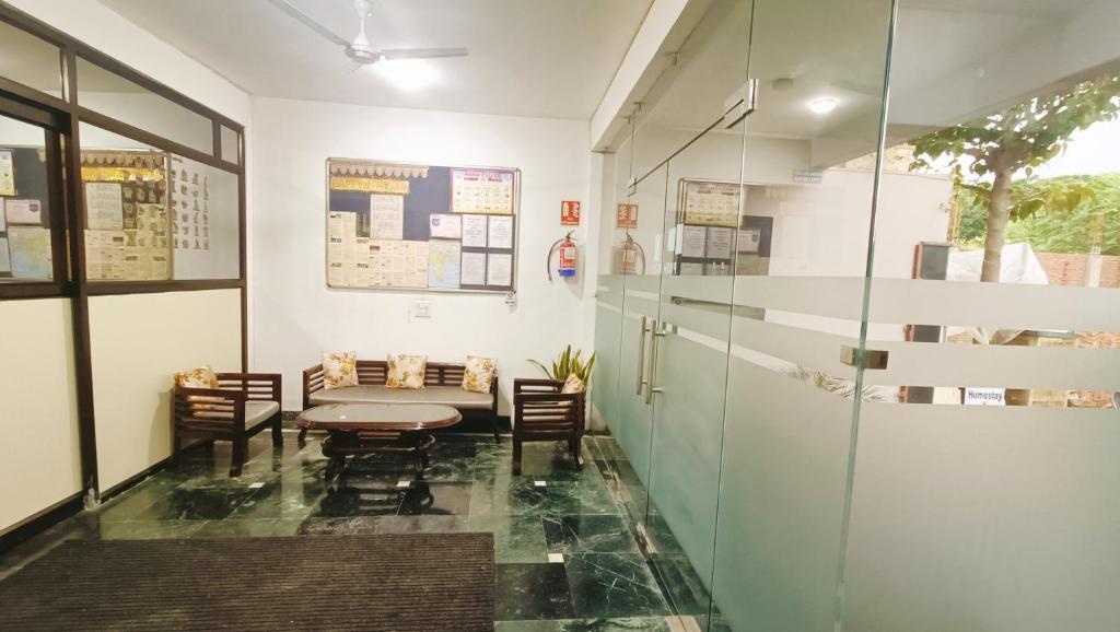 Hotel Taj Niwas photo 1