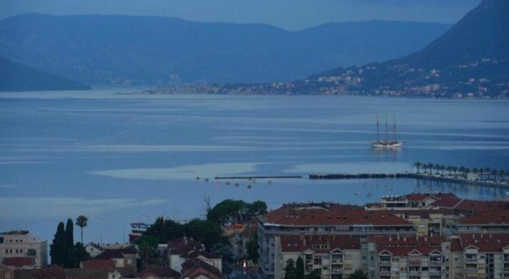 Holliday Tivat photo 3