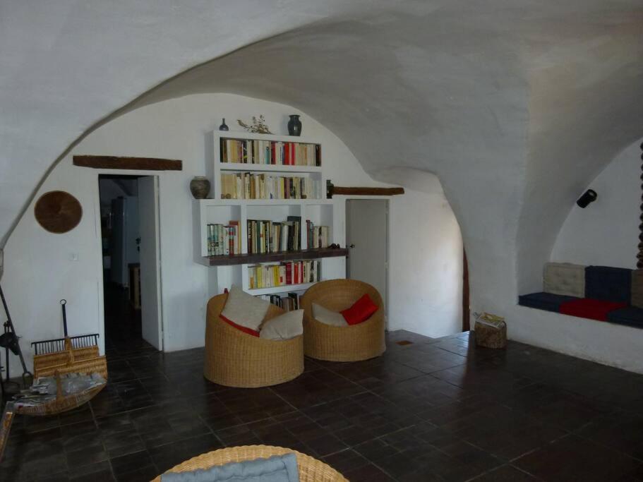 Provencal farmhous Lubéron, swimming pool photo 3