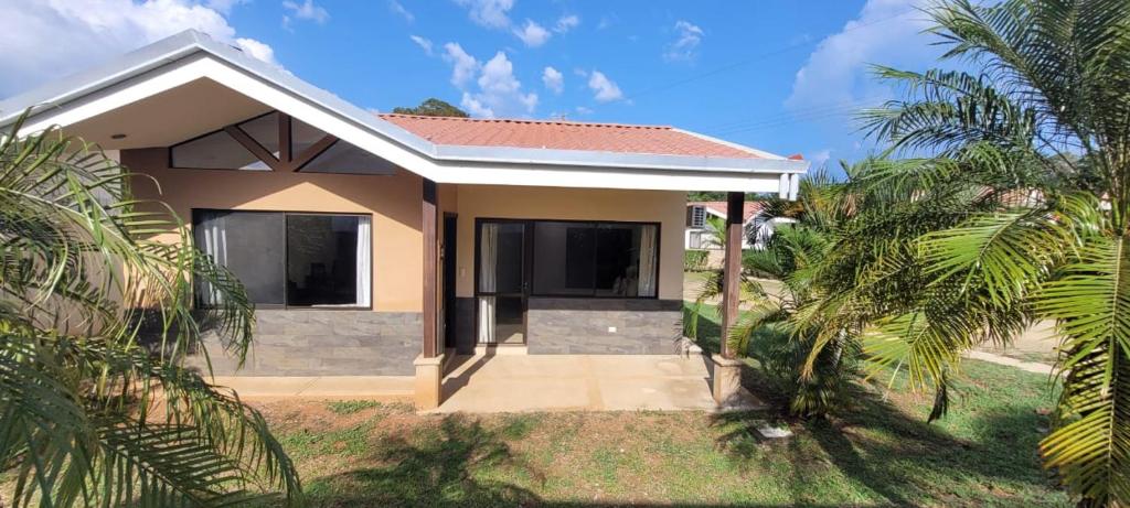 Villa Sunshine photo 2