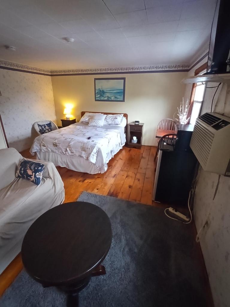 Sea Breeze Inn beach rentals photo 1
